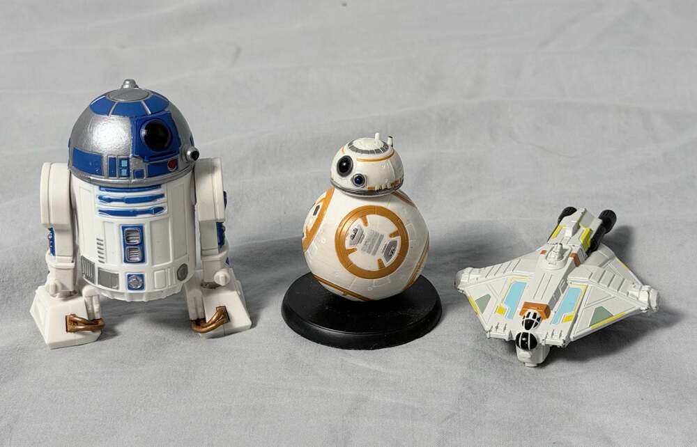 Star Wars Hasbro Micro Machines R2-D2, BB-8, and Ghost Starship Bundle